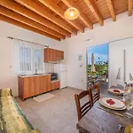 Apartmán Moudilos 1 *