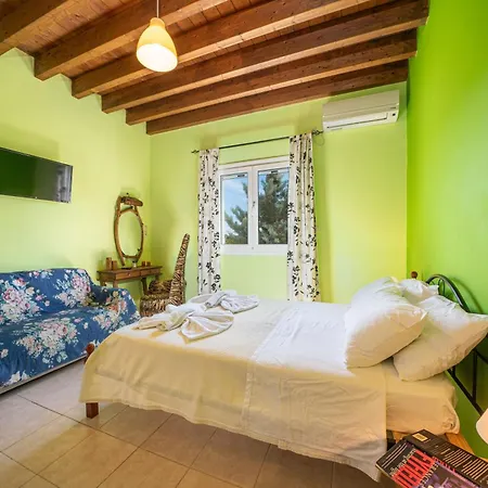 Moudilos 1 アパート