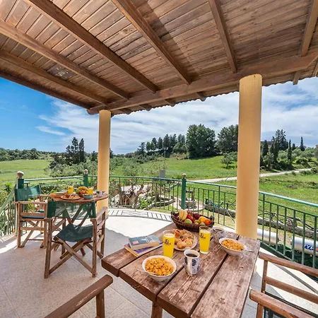 アパート Moudilos 1 リクスリオン